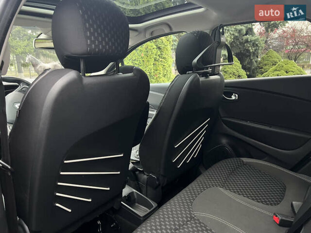 Синий Рено Каптур, объемом двигателя 1.5 л и пробегом 130 тыс. км за 15150 $, фото 50 на Automoto.ua