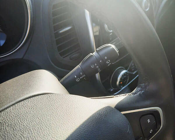 Синий Рено Каптур, объемом двигателя 1.5 л и пробегом 126 тыс. км за 14500 $, фото 15 на Automoto.ua