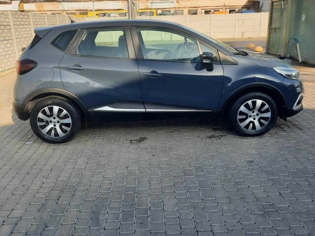 Синий Рено Каптур, объемом двигателя 1.5 л и пробегом 126 тыс. км за 14500 $, фото 3 на Automoto.ua