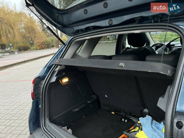 Синий Рено Каптур, объемом двигателя 1.5 л и пробегом 130 тыс. км за 15150 $, фото 48 на Automoto.ua