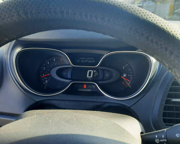 Синий Рено Каптур, объемом двигателя 1.5 л и пробегом 126 тыс. км за 14500 $, фото 17 на Automoto.ua