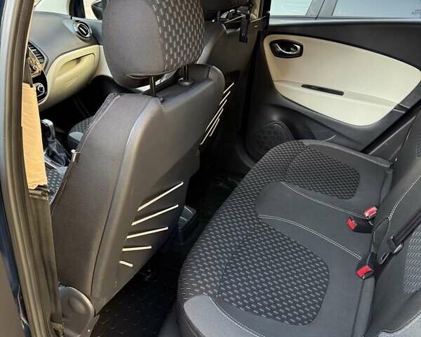Рено Каптур 2019 в Львове на Automoto.ua Синий Рено Каптур, объемом двигателя 1.46 л и пробегом 138 тыс. км за 14000 $, фото 9 на Automoto.ua