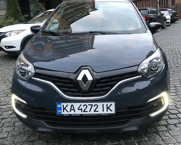 Синий Рено Каптур, объемом двигателя 0.9 л и пробегом 79 тыс. км за 12200 $, фото 1 на Automoto.ua