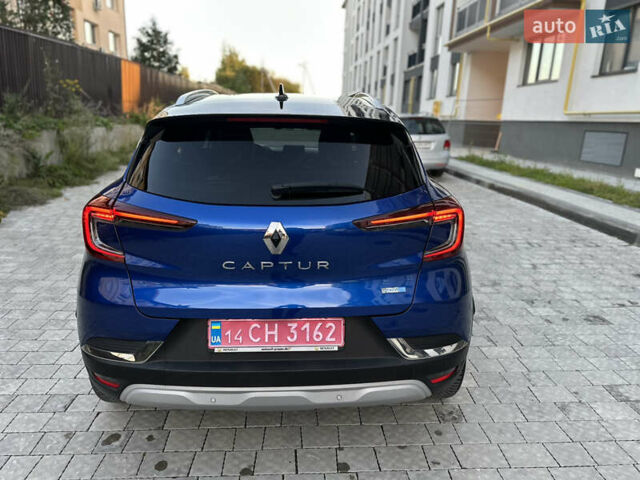 Синій Рено Каптур, об'ємом двигуна 1.6 л та пробігом 41 тис. км за 18900 $, фото 4 на Automoto.ua