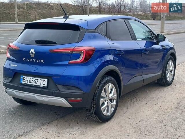 Синий Рено Каптур, объемом двигателя 1.33 л и пробегом 27 тыс. км за 15900 $, фото 8 на Automoto.ua