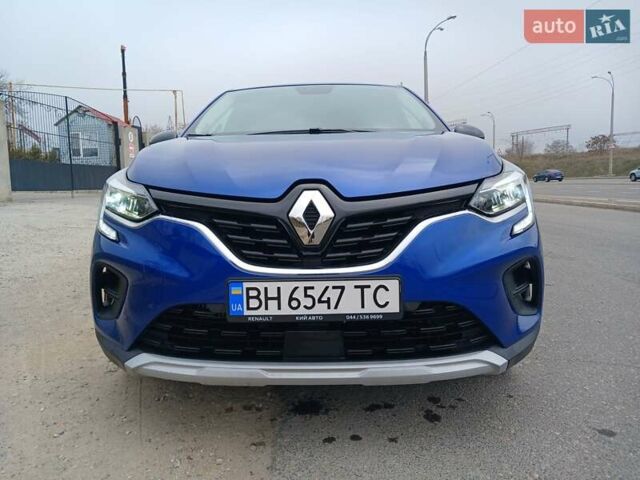 Синий Рено Каптур, объемом двигателя 1.33 л и пробегом 27 тыс. км за 15900 $, фото 1 на Automoto.ua