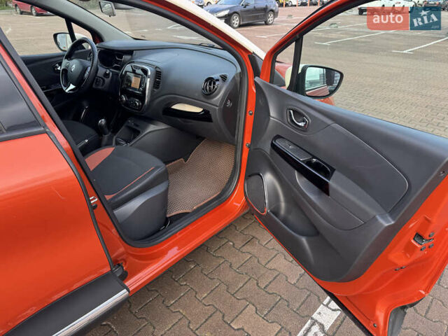 Оранжевый Рено Каптур, объемом двигателя 1.5 л и пробегом 153 тыс. км за 11800 $, фото 52 на Automoto.ua