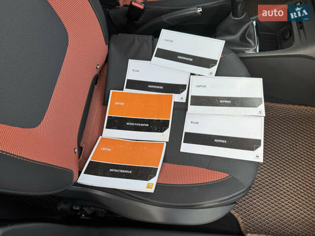 Оранжевый Рено Каптур, объемом двигателя 1.5 л и пробегом 153 тыс. км за 11800 $, фото 57 на Automoto.ua