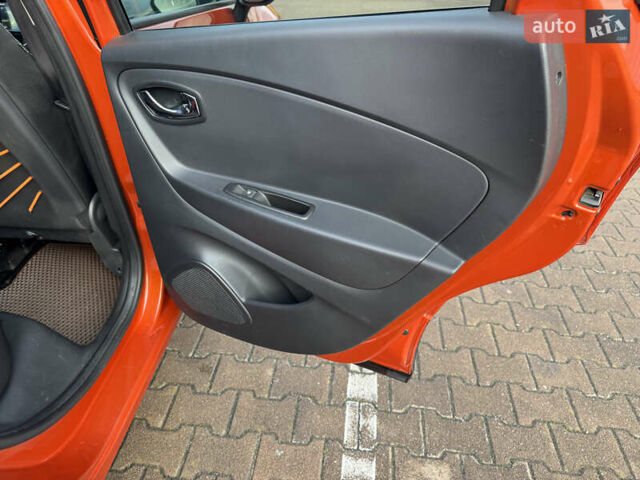 Оранжевый Рено Каптур, объемом двигателя 1.5 л и пробегом 153 тыс. км за 11800 $, фото 48 на Automoto.ua