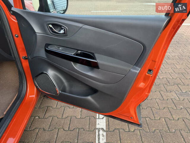 Оранжевый Рено Каптур, объемом двигателя 1.5 л и пробегом 153 тыс. км за 11800 $, фото 53 на Automoto.ua