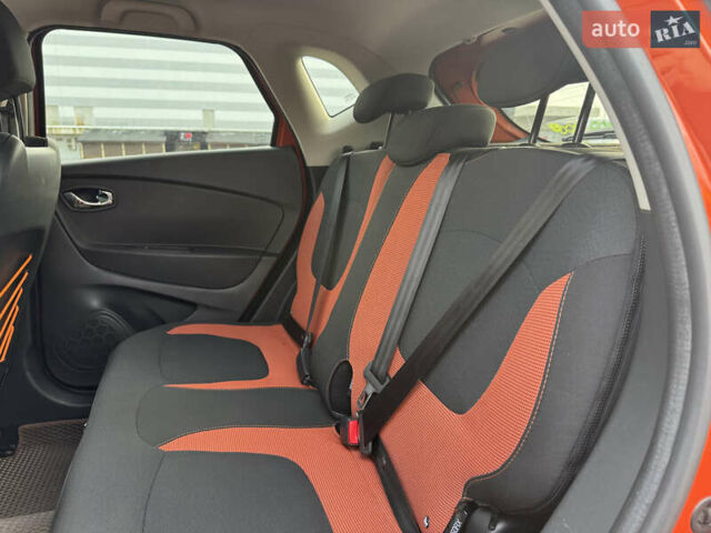 Оранжевый Рено Каптур, объемом двигателя 1.5 л и пробегом 153 тыс. км за 11800 $, фото 41 на Automoto.ua