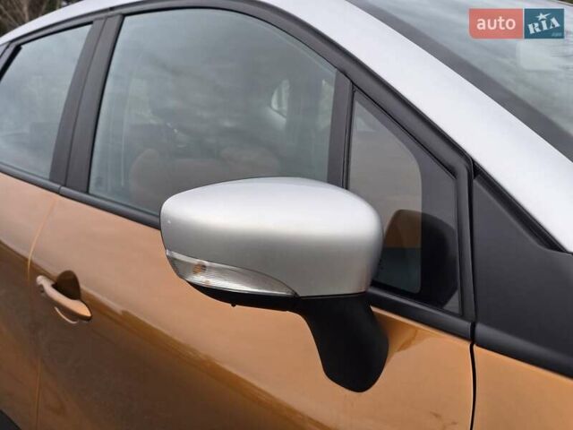 Помаранчевий Рено Каптур, об'ємом двигуна 1.46 л та пробігом 99 тис. км за 13499 $, фото 17 на Automoto.ua