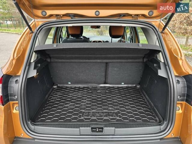 Помаранчевий Рено Каптур, об'ємом двигуна 1.46 л та пробігом 99 тис. км за 13499 $, фото 63 на Automoto.ua