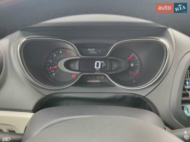 Помаранчевий Рено Каптур, об'ємом двигуна 1.46 л та пробігом 85 тис. км за 15000 $, фото 3 на Automoto.ua