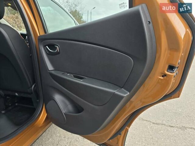 Помаранчевий Рено Каптур, об'ємом двигуна 1.46 л та пробігом 99 тис. км за 13499 $, фото 47 на Automoto.ua