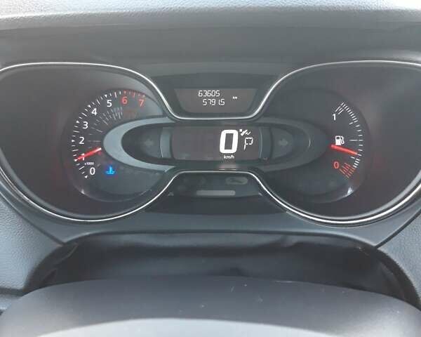 Оранжевый Рено Каптур, объемом двигателя 1.2 л и пробегом 63 тыс. км за 14000 $, фото 19 на Automoto.ua