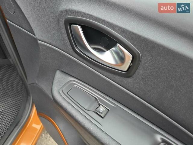 Помаранчевий Рено Каптур, об'ємом двигуна 1.46 л та пробігом 99 тис. км за 13499 $, фото 41 на Automoto.ua