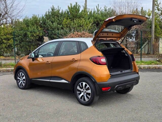 Помаранчевий Рено Каптур, об'ємом двигуна 1.5 л та пробігом 99 тис. км за 13499 $, фото 13 на Automoto.ua