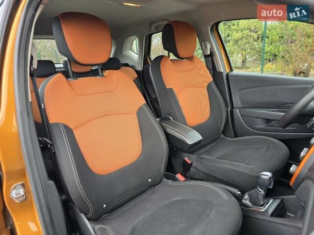 Помаранчевий Рено Каптур, об'ємом двигуна 1.46 л та пробігом 99 тис. км за 13499 $, фото 44 на Automoto.ua