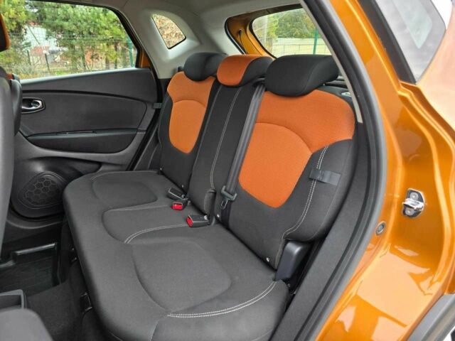 Помаранчевий Рено Каптур, об'ємом двигуна 1.5 л та пробігом 99 тис. км за 13499 $, фото 19 на Automoto.ua