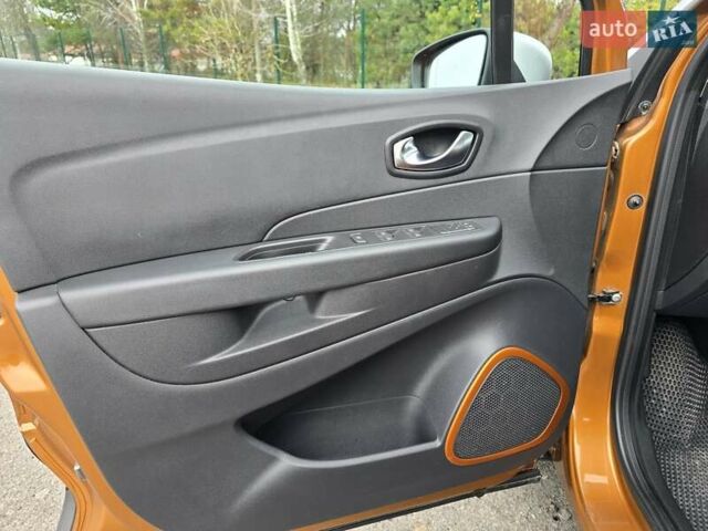 Помаранчевий Рено Каптур, об'ємом двигуна 1.46 л та пробігом 99 тис. км за 13499 $, фото 21 на Automoto.ua