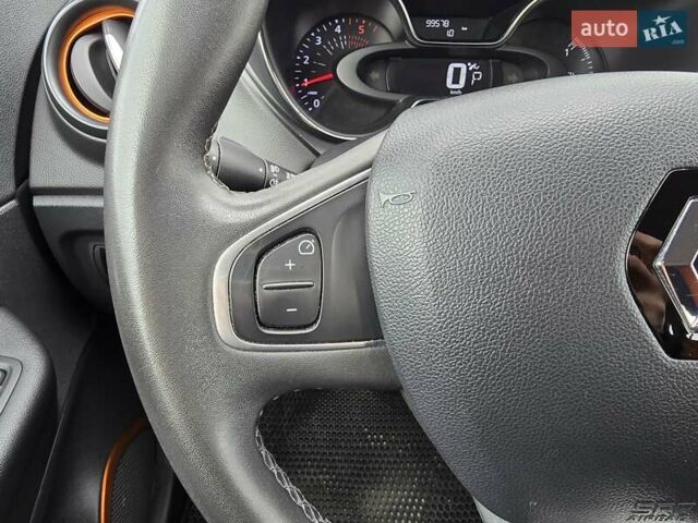 Помаранчевий Рено Каптур, об'ємом двигуна 1.46 л та пробігом 99 тис. км за 13499 $, фото 30 на Automoto.ua