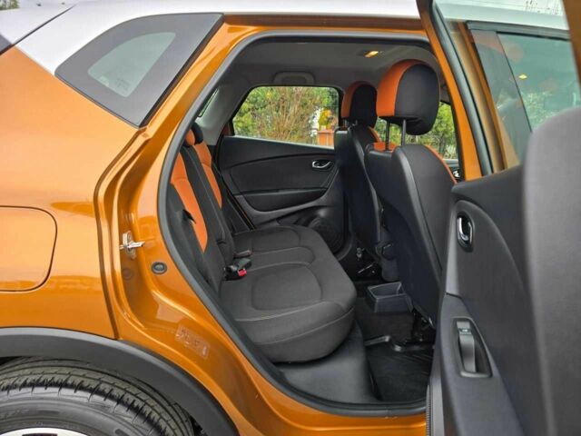 Помаранчевий Рено Каптур, об'ємом двигуна 1.5 л та пробігом 99 тис. км за 13499 $, фото 7 на Automoto.ua