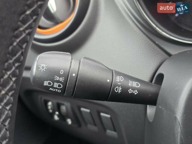 Помаранчевий Рено Каптур, об'ємом двигуна 1.46 л та пробігом 99 тис. км за 13499 $, фото 29 на Automoto.ua