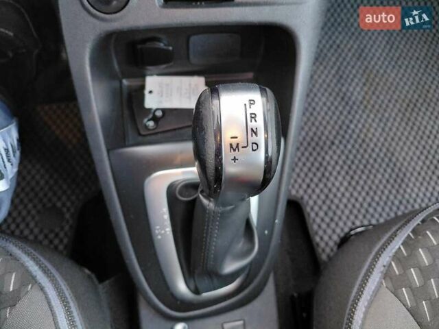 Оранжевый Рено Каптур, объемом двигателя 1.5 л и пробегом 197 тыс. км за 13900 $, фото 51 на Automoto.ua