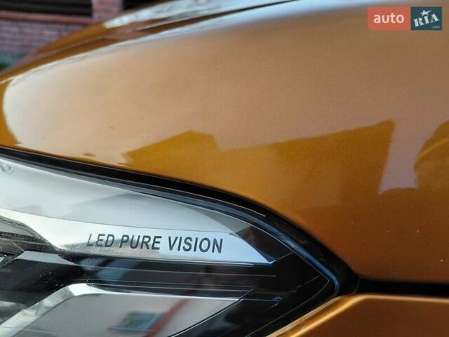 Оранжевый Рено Каптур, объемом двигателя 1.5 л и пробегом 197 тыс. км за 13900 $, фото 4 на Automoto.ua