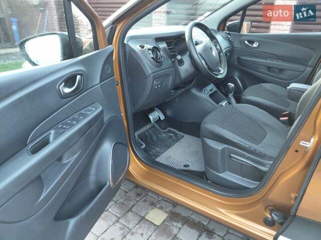 Оранжевый Рено Каптур, объемом двигателя 1.5 л и пробегом 197 тыс. км за 13900 $, фото 59 на Automoto.ua