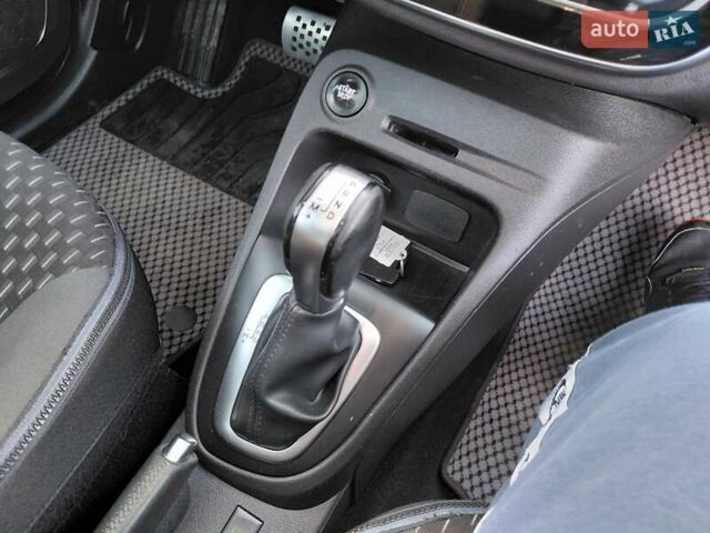 Оранжевый Рено Каптур, объемом двигателя 1.5 л и пробегом 197 тыс. км за 13900 $, фото 32 на Automoto.ua