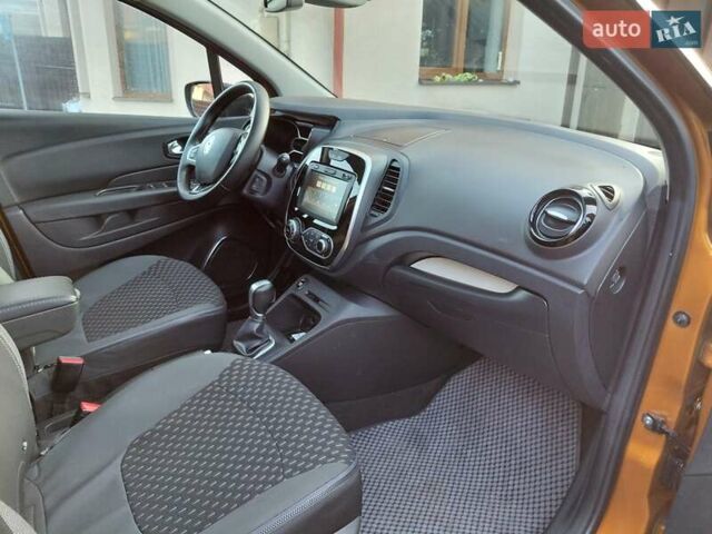 Оранжевый Рено Каптур, объемом двигателя 1.5 л и пробегом 197 тыс. км за 13900 $, фото 35 на Automoto.ua