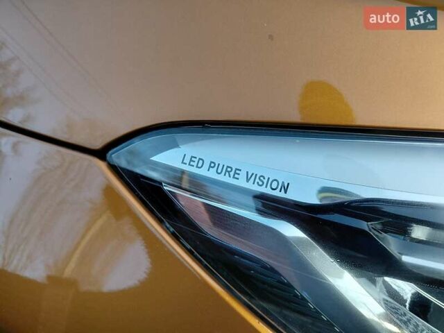 Оранжевый Рено Каптур, объемом двигателя 1.5 л и пробегом 197 тыс. км за 13900 $, фото 5 на Automoto.ua