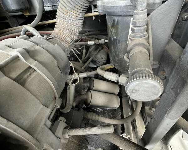 Білий Рено Карріер, об'ємом двигуна 6.2 л та пробігом 400 тис. км за 7000 $, фото 15 на Automoto.ua