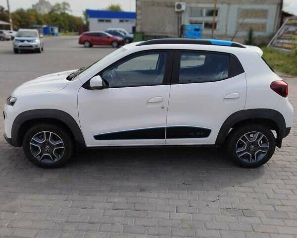 Белый Рено City K-ZE, объемом двигателя 0 л и пробегом 38 тыс. км за 11500 $, фото 12 на Automoto.ua