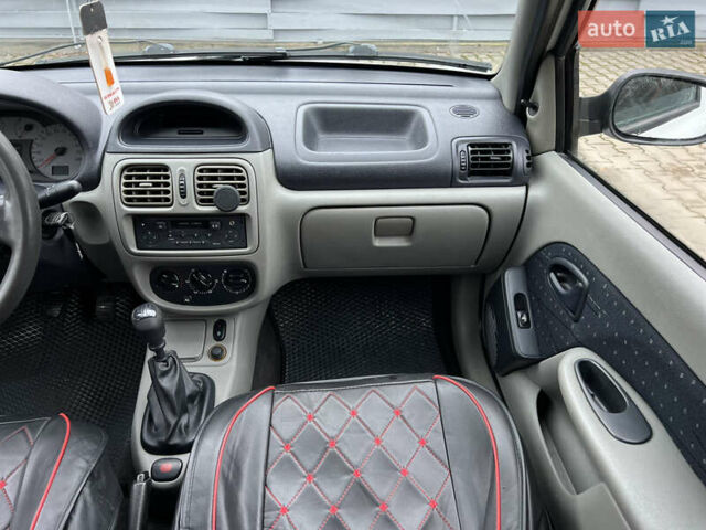 Белый Рено Клио, объемом двигателя 1.4 л и пробегом 346 тыс. км за 2450 $, фото 14 на Automoto.ua