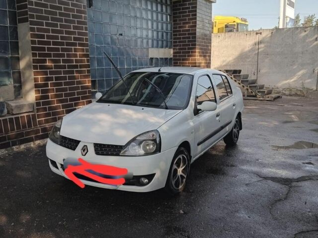 Білий Рено Кліо, об'ємом двигуна 1.6 л та пробігом 280 тис. км за 3200 $, фото 3 на Automoto.ua