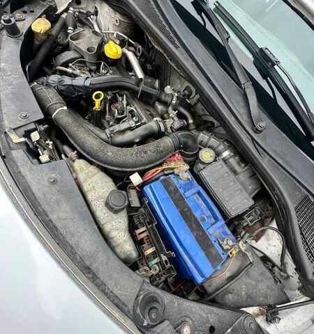 Білий Рено Кліо, об'ємом двигуна 1.46 л та пробігом 284 тис. км за 4500 $, фото 3 на Automoto.ua