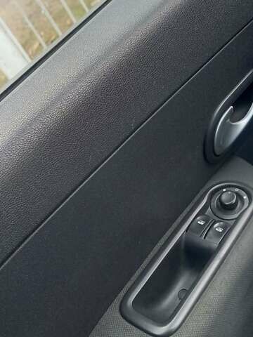 Білий Рено Кліо, об'ємом двигуна 1.5 л та пробігом 290 тис. км за 5600 $, фото 6 на Automoto.ua