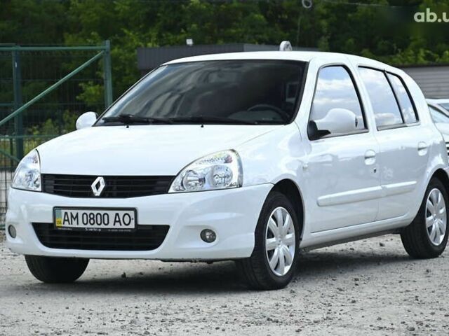 Белый Рено Клио, объемом двигателя 1.1 л и пробегом 105 тыс. км за 5500 $, фото 5 на Automoto.ua