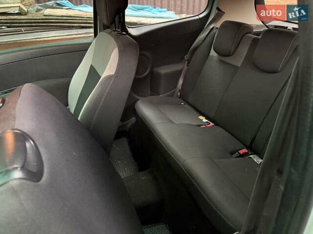 Білий Рено Кліо, об'ємом двигуна 1.46 л та пробігом 260 тис. км за 5500 $, фото 18 на Automoto.ua