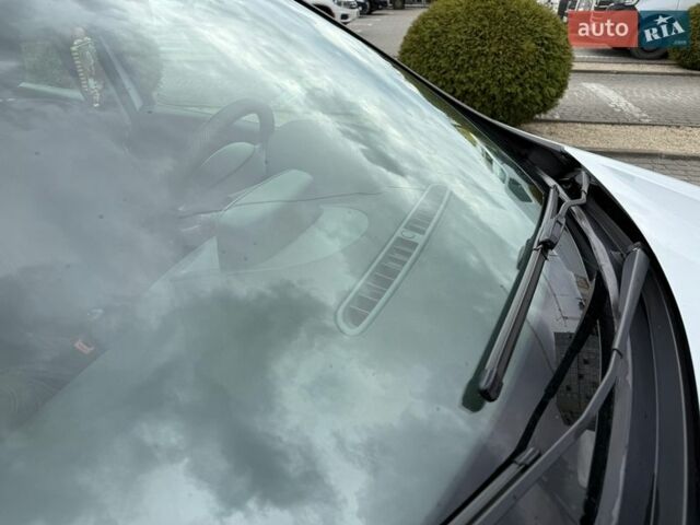 Білий Рено Кліо, об'ємом двигуна 1.15 л та пробігом 207 тис. км за 4000 $, фото 12 на Automoto.ua