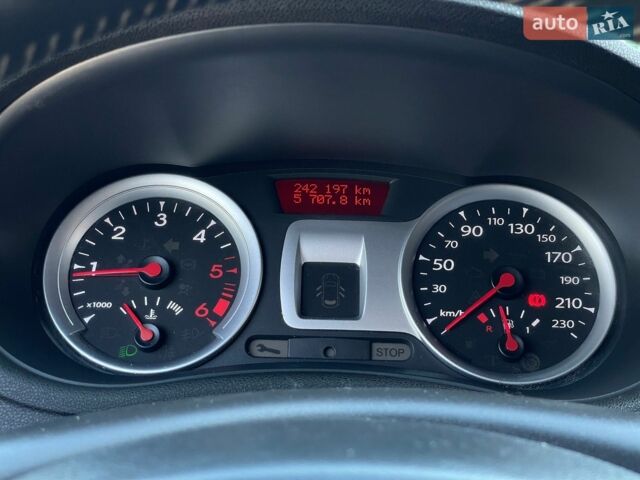 Белый Рено Клио, объемом двигателя 1.5 л и пробегом 242 тыс. км за 5799 $, фото 41 на Automoto.ua