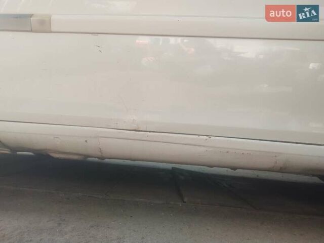 Рено Клио 2012 в Дубно на Automoto.ua Белый Рено Клио, объемом двигателя 1.46 л и пробегом 215 тыс. км за 4999 $, фото 49 на Automoto.ua
