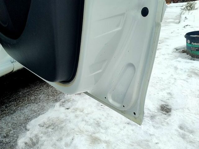 Білий Рено Кліо, об'ємом двигуна 1.5 л та пробігом 25000 тис. км за 4750 $, фото 7 на Automoto.ua