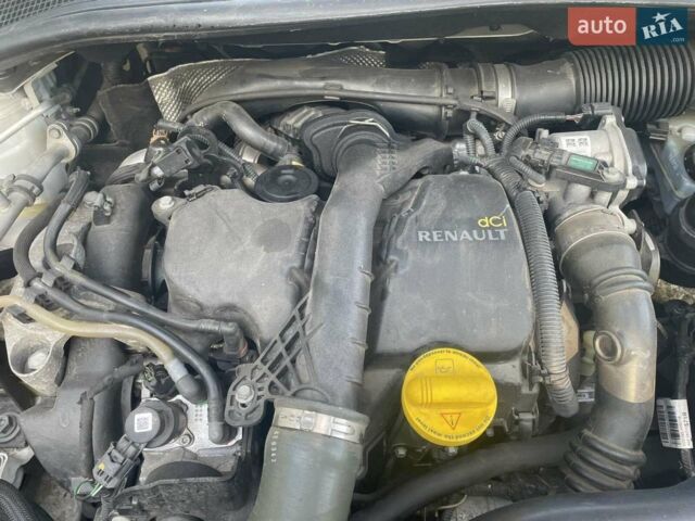 Білий Рено Кліо, об'ємом двигуна 1.5 л та пробігом 160 тис. км за 7000 $, фото 3 на Automoto.ua
