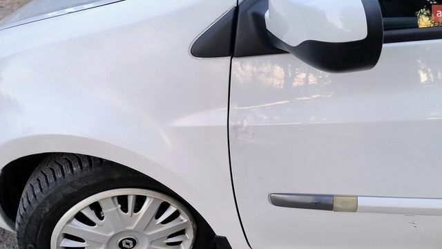 Белый Рено Клио, объемом двигателя 1.46 л и пробегом 225 тыс. км за 4600 $, фото 13 на Automoto.ua