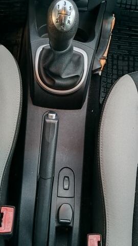 Белый Рено Клио, объемом двигателя 1.46 л и пробегом 225 тыс. км за 4600 $, фото 24 на Automoto.ua