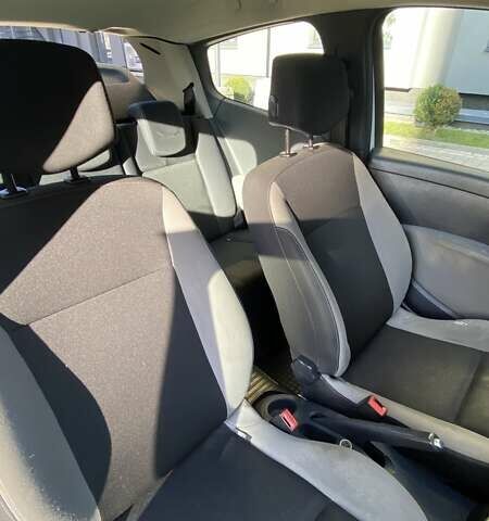 Білий Рено Кліо, об'ємом двигуна 1.5 л та пробігом 212 тис. км за 4999 $, фото 25 на Automoto.ua